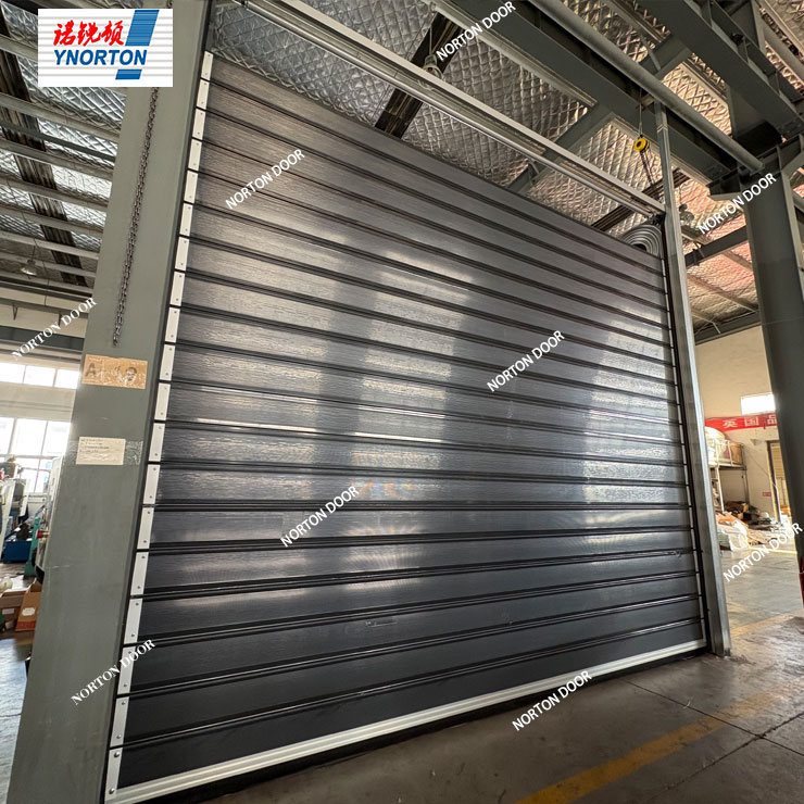 Apa yang Menjadikan Rapid Doors Pilihan Cerdas untuk Ruang Industri dan Komersial Modern?