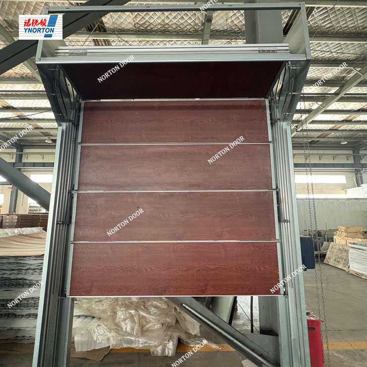 Pintu Garasi Lipat